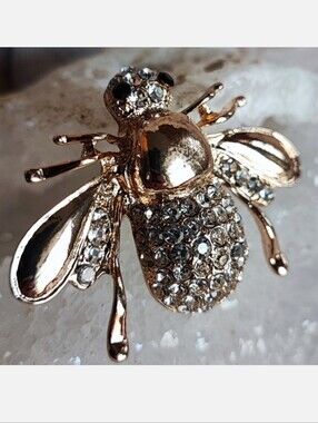 Shiny Gold Tone Vintage Honey Bumble Bee Clear Rhinestone Brooch Black Eyes